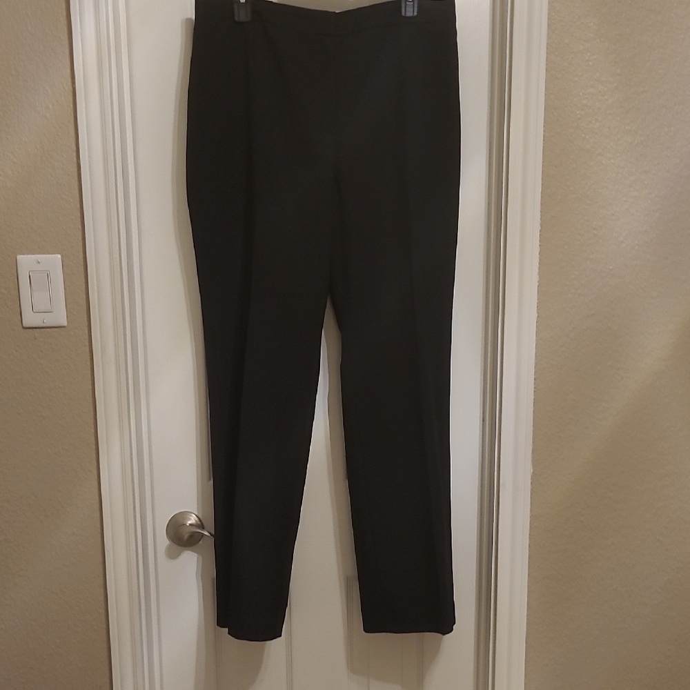 Le Suit Classic Black Women's Trousers